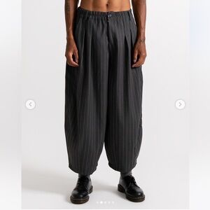 SUN KIM 2 POCKET ANKLE PANTS PARACHUTE HAREM Black with White Stripes Size XS